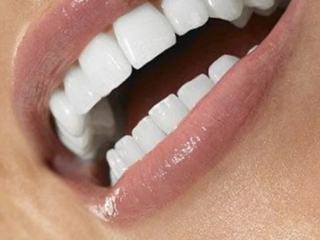 آیا پودر دندان جایگزین خمیر دندان می شود؟